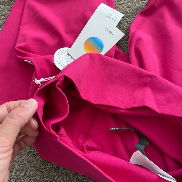 NWT Vuori - All The Feels Legging - Picture 5 of 5
